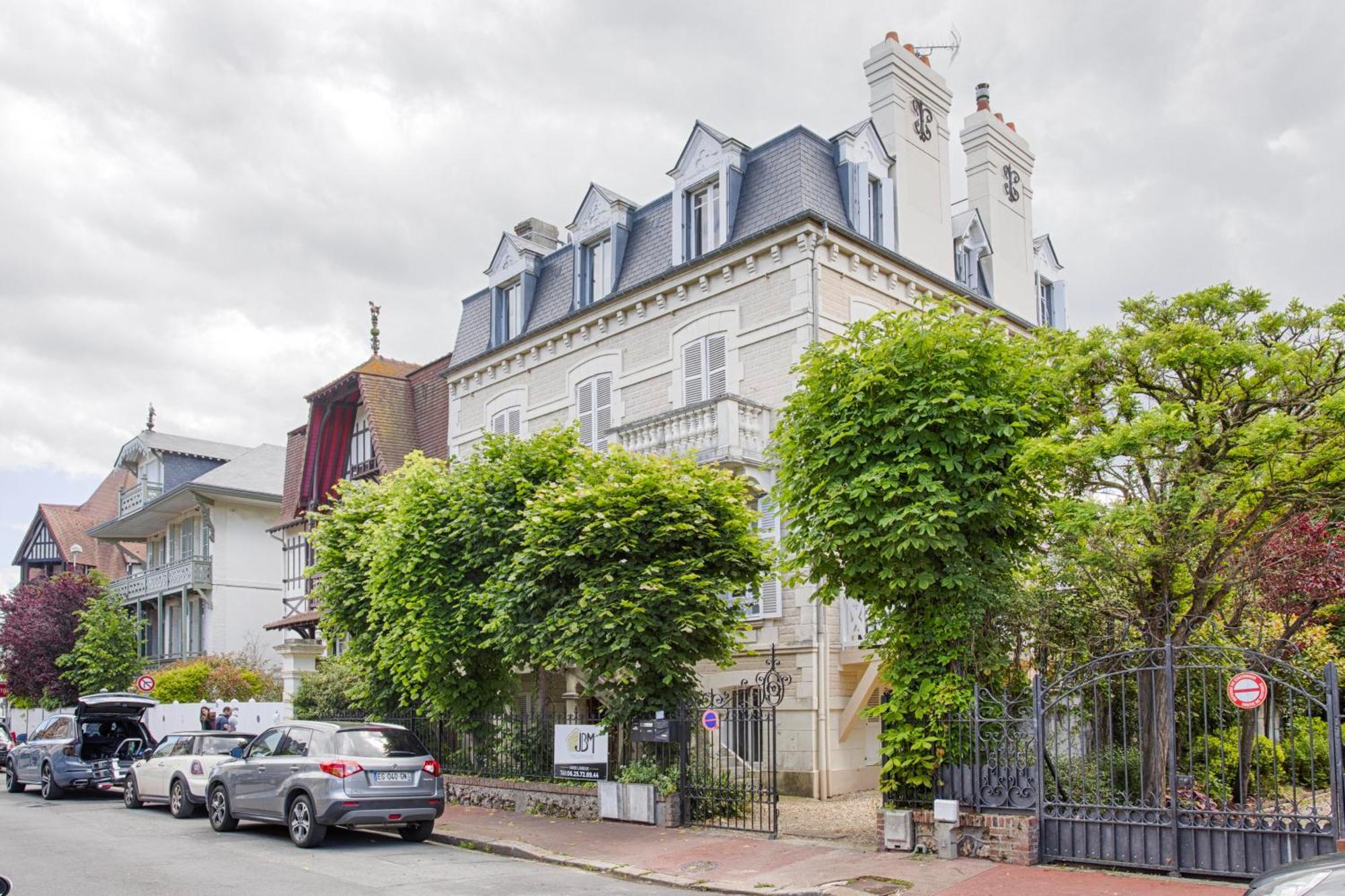 Centre Ville Deauville Luaran gambar